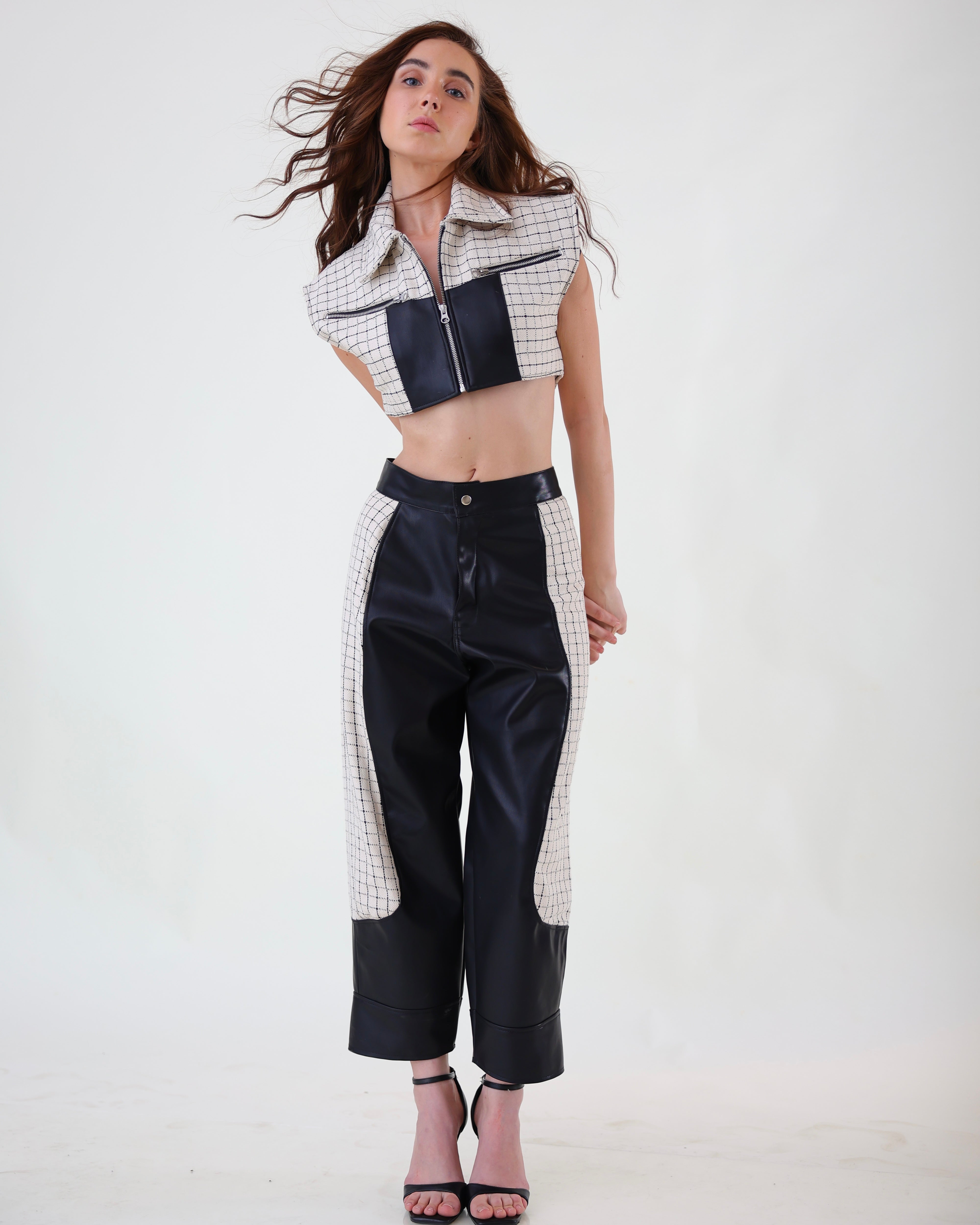 Checkered Jacquard Panelled Pant