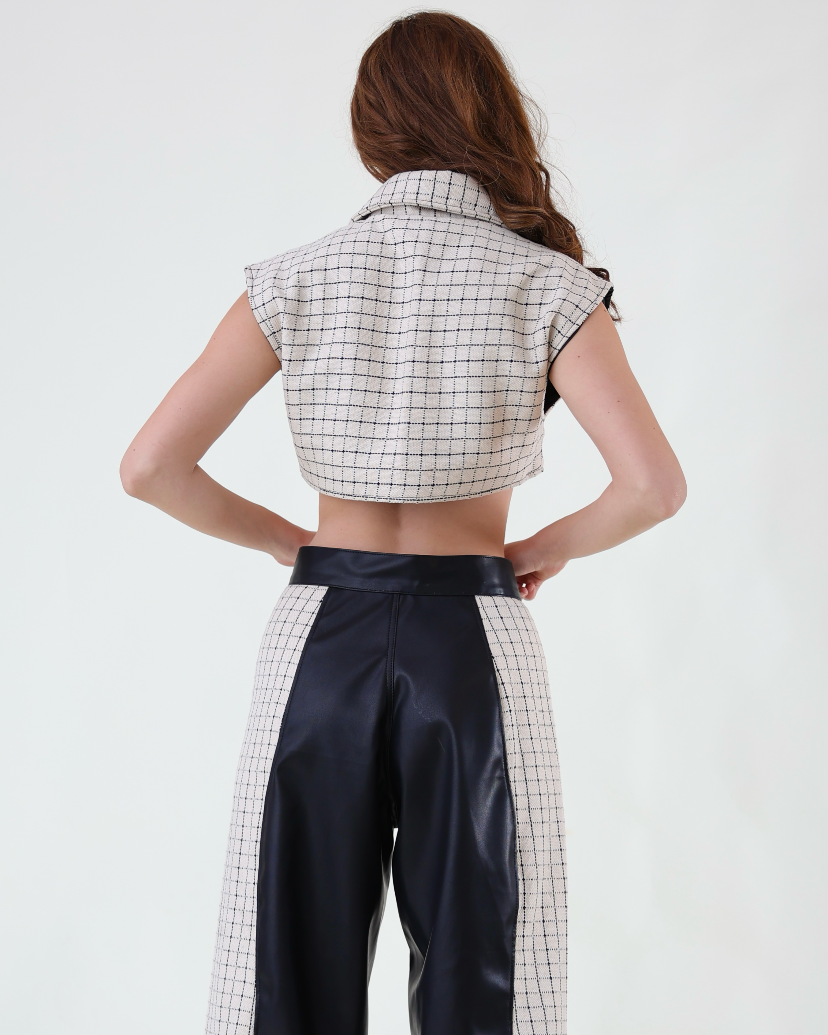 Checkered Jacquard Panelled Top