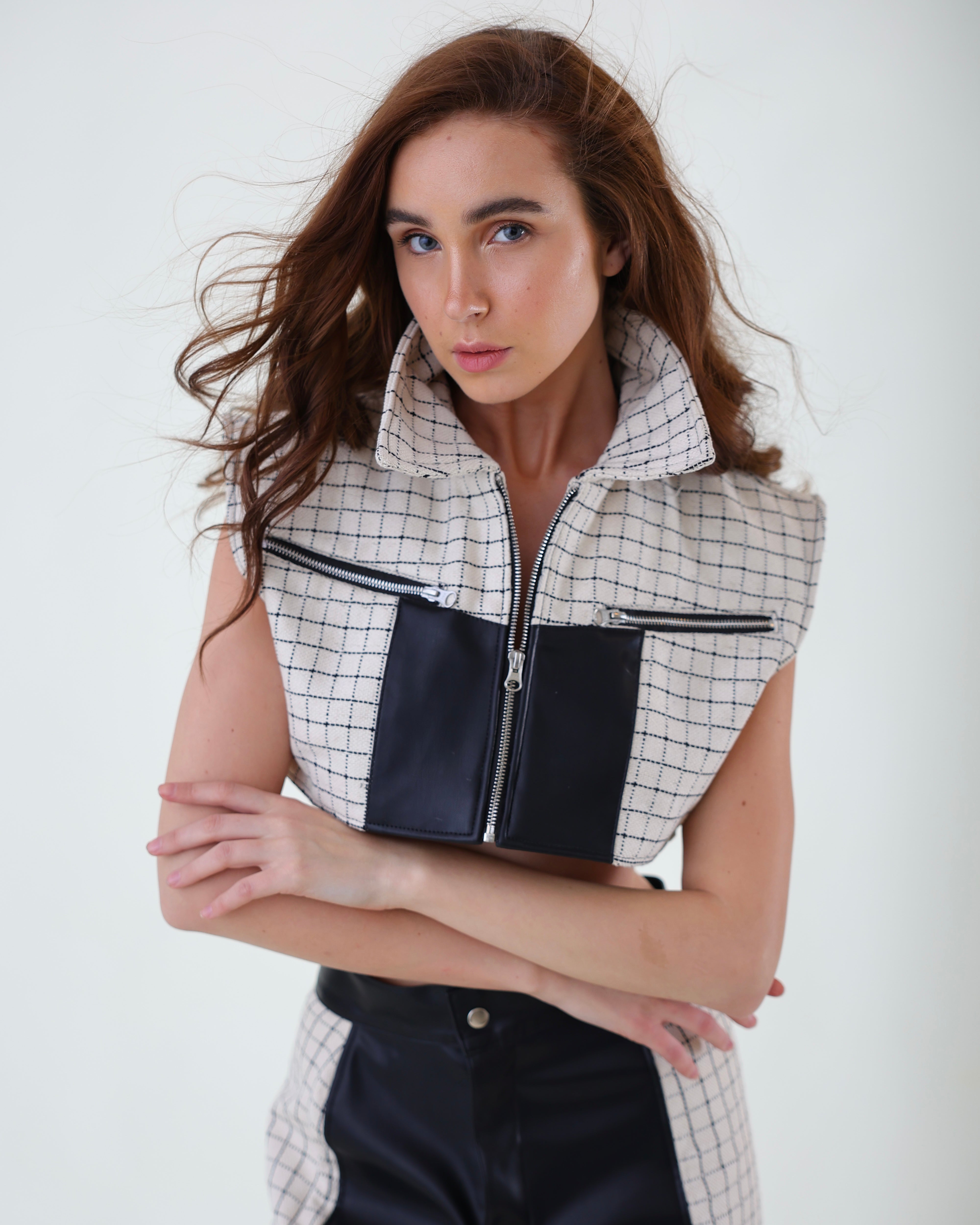 Checkered Jacquard Panelled Top